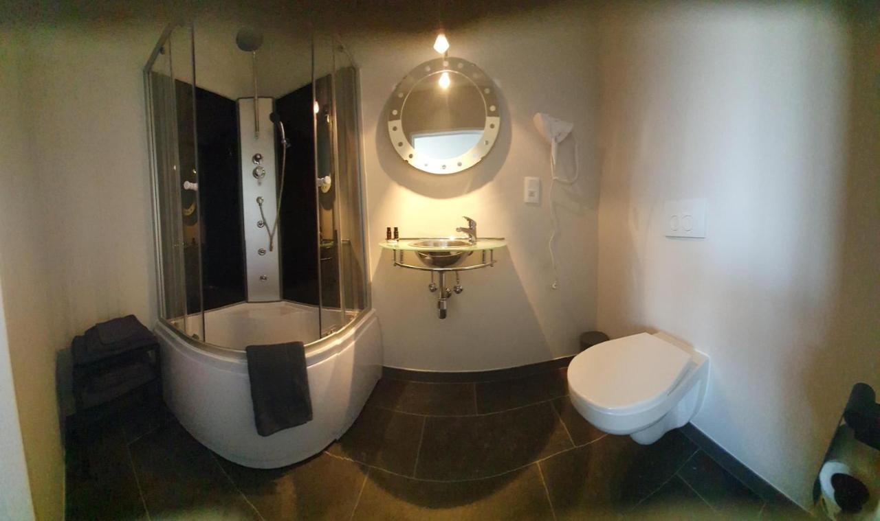 Guesthouse Deladix Гасселт Екстер'єр фото